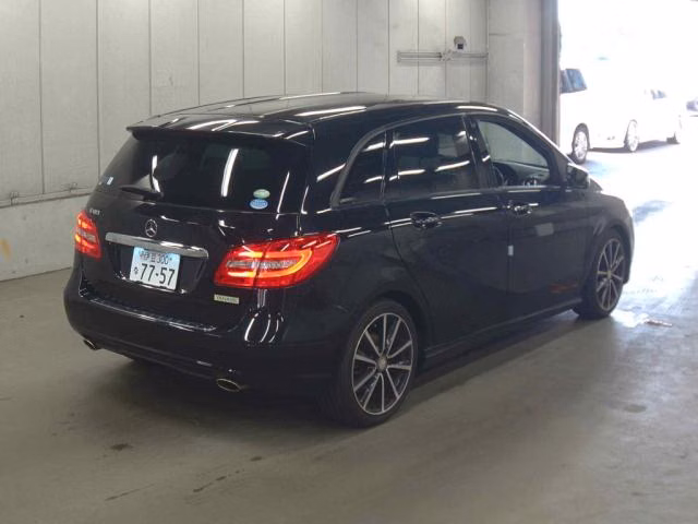 MERCEDES-BENZ B-CLASS