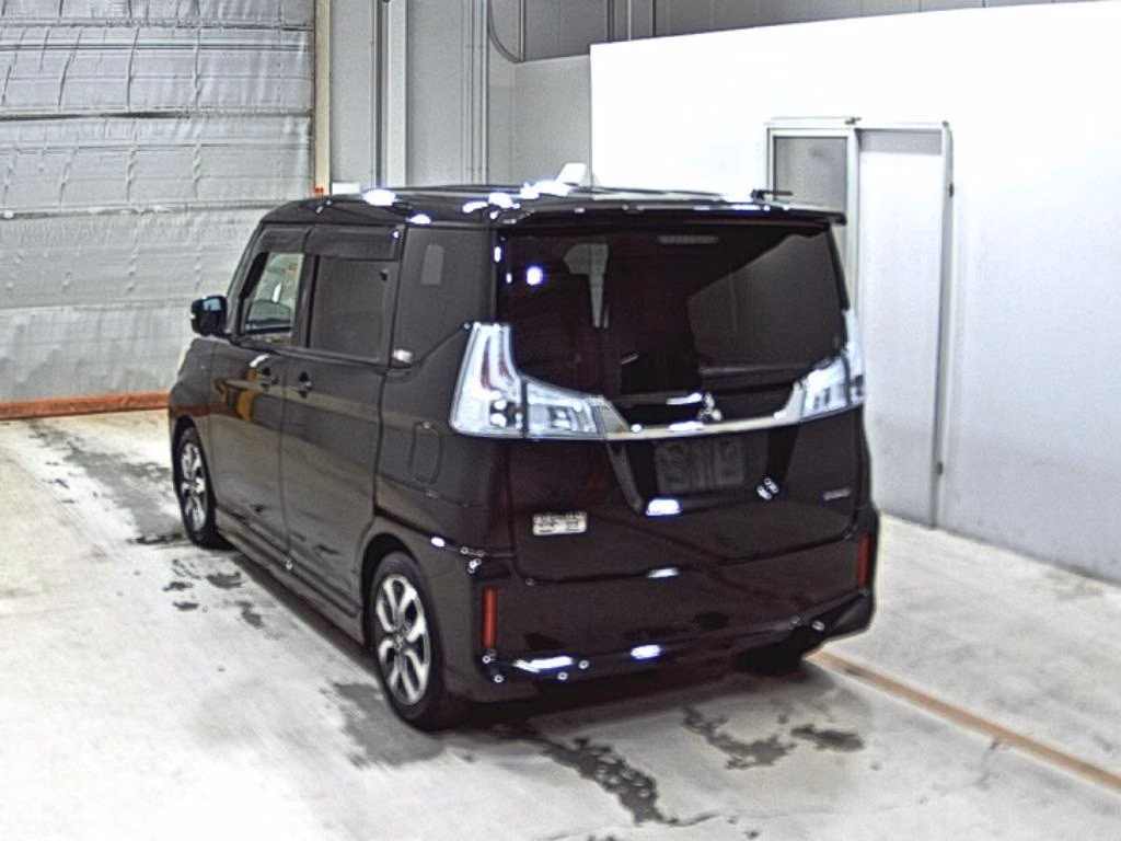 MITSUBISHI DELICA D:2