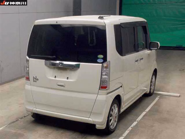 HONDA N-BOX+