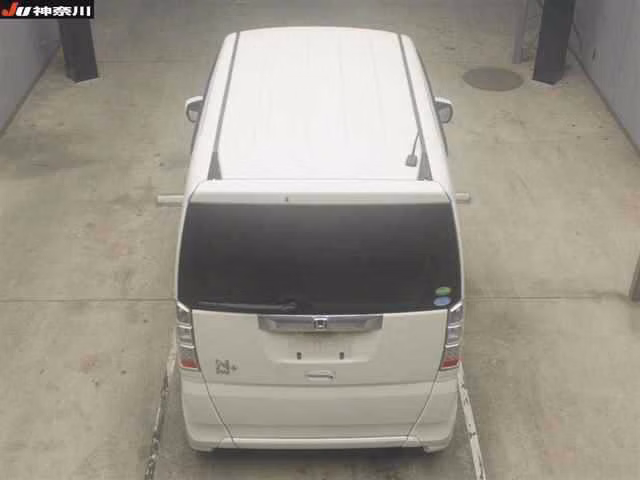 HONDA N-BOX+