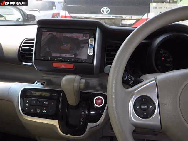 HONDA N-BOX+