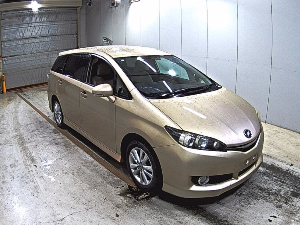 TOYOTA WISH