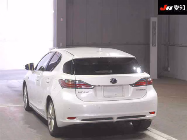 LEXUS CT200H