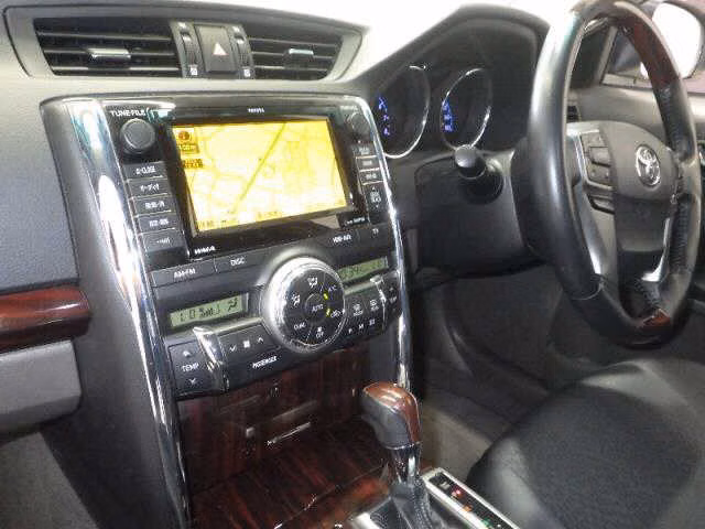 TOYOTA MARK X