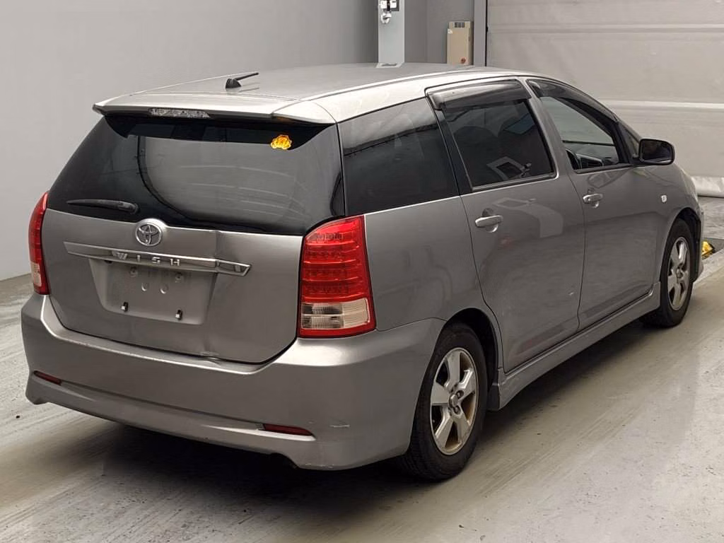 TOYOTA WISH