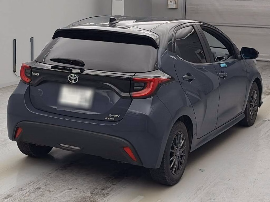 TOYOTA YARIS