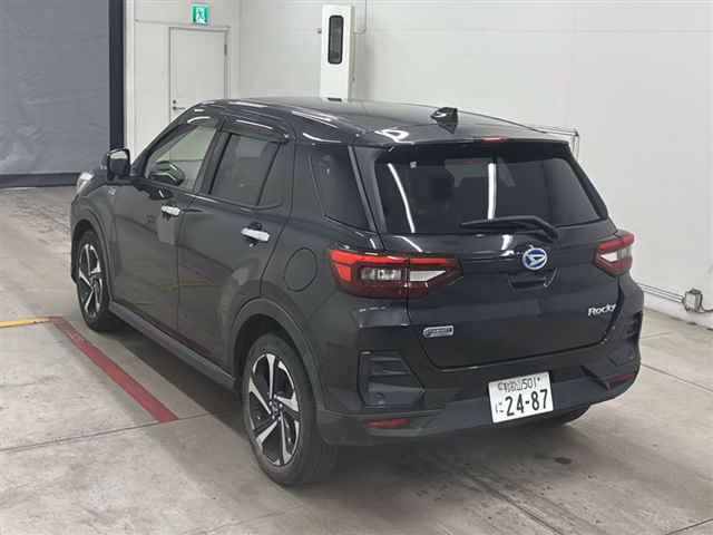 DAIHATSU ROCKY