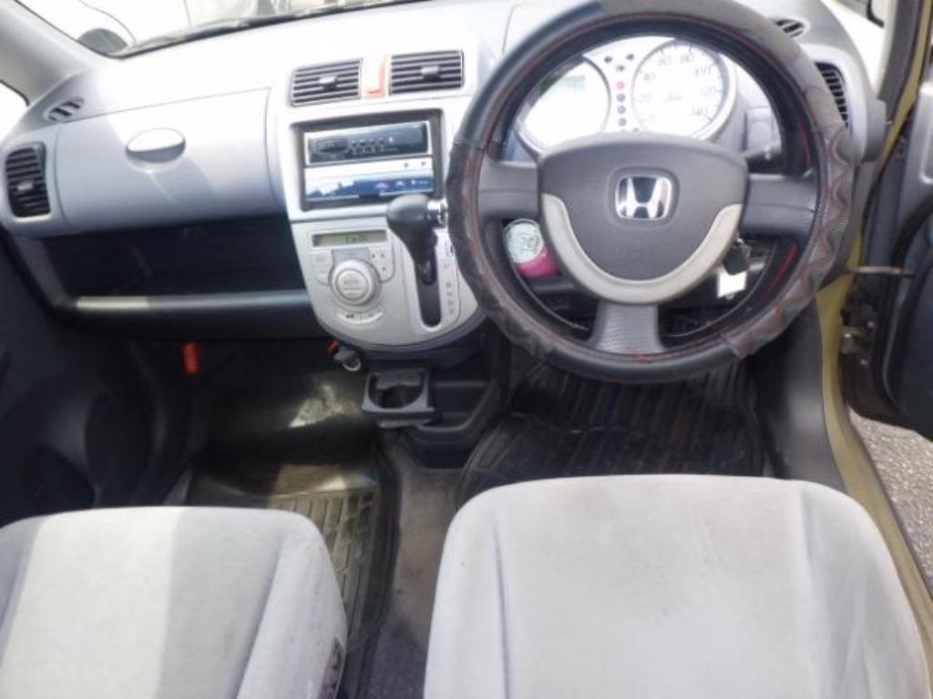 HONDA LIFE
