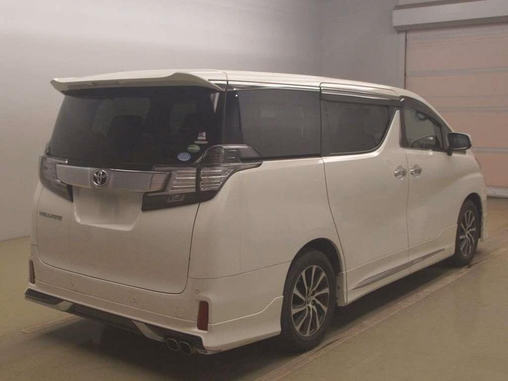 TOYOTA VELLFIRE