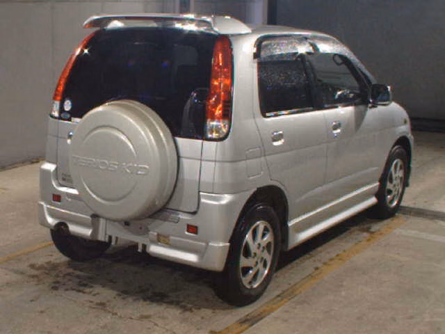 DAIHATSU TERIOS KID
