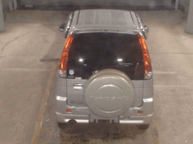 DAIHATSU TERIOS KID