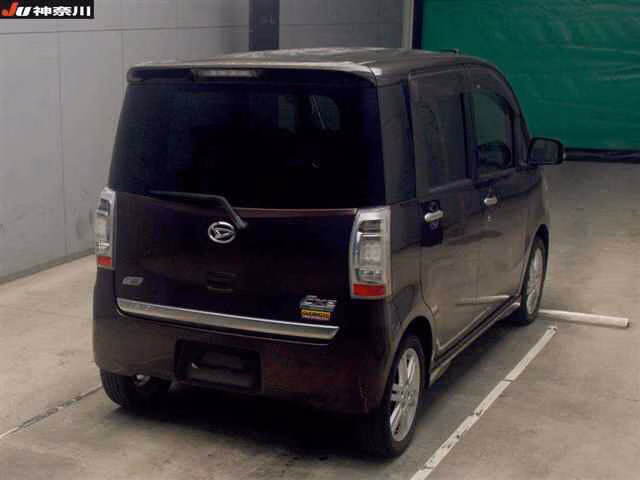 DAIHATSU TANTO EXE