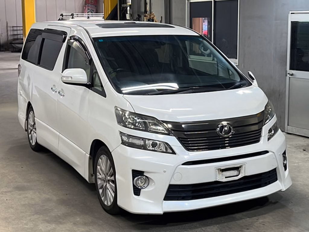 TOYOTA VELLFIRE