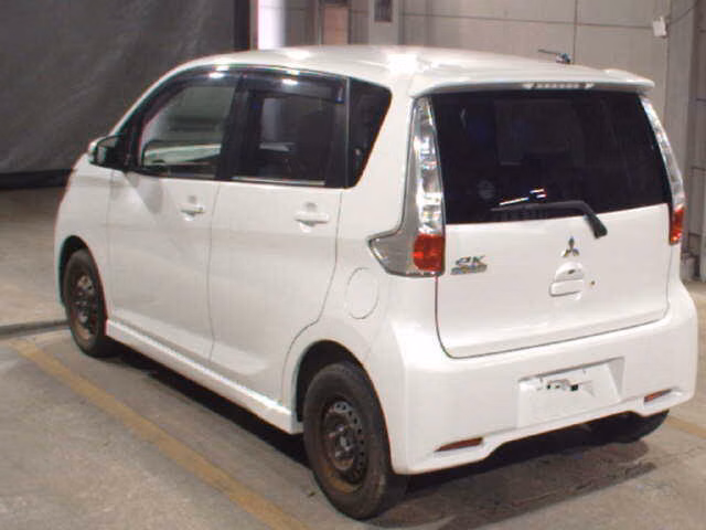 MITSUBISHI EK CUSTOM