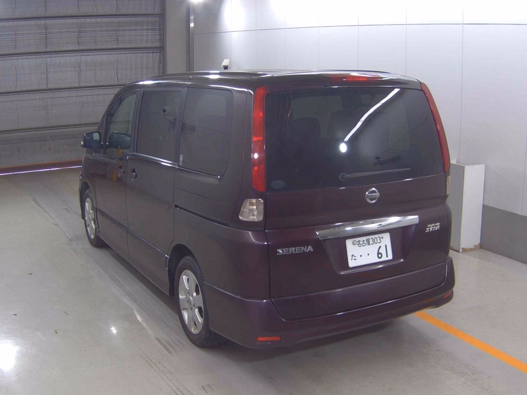 NISSAN SERENA