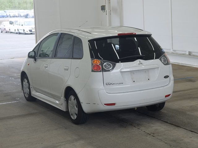 MITSUBISHI COLT PLUS