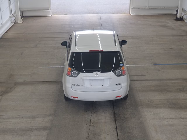 MITSUBISHI COLT PLUS