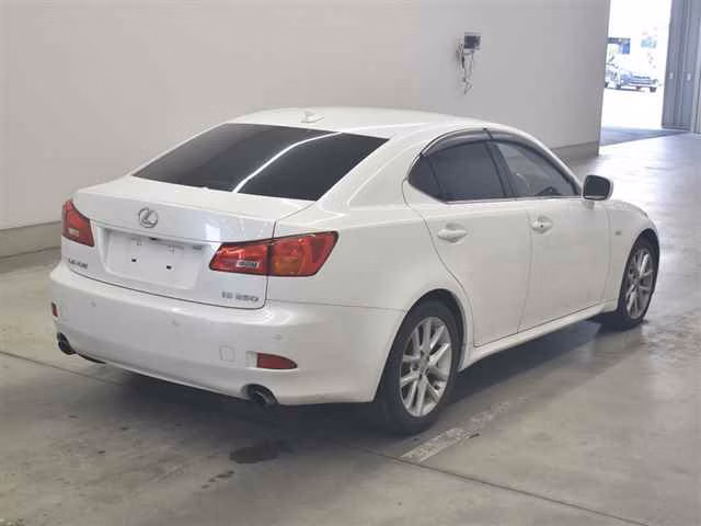 LEXUS IS250