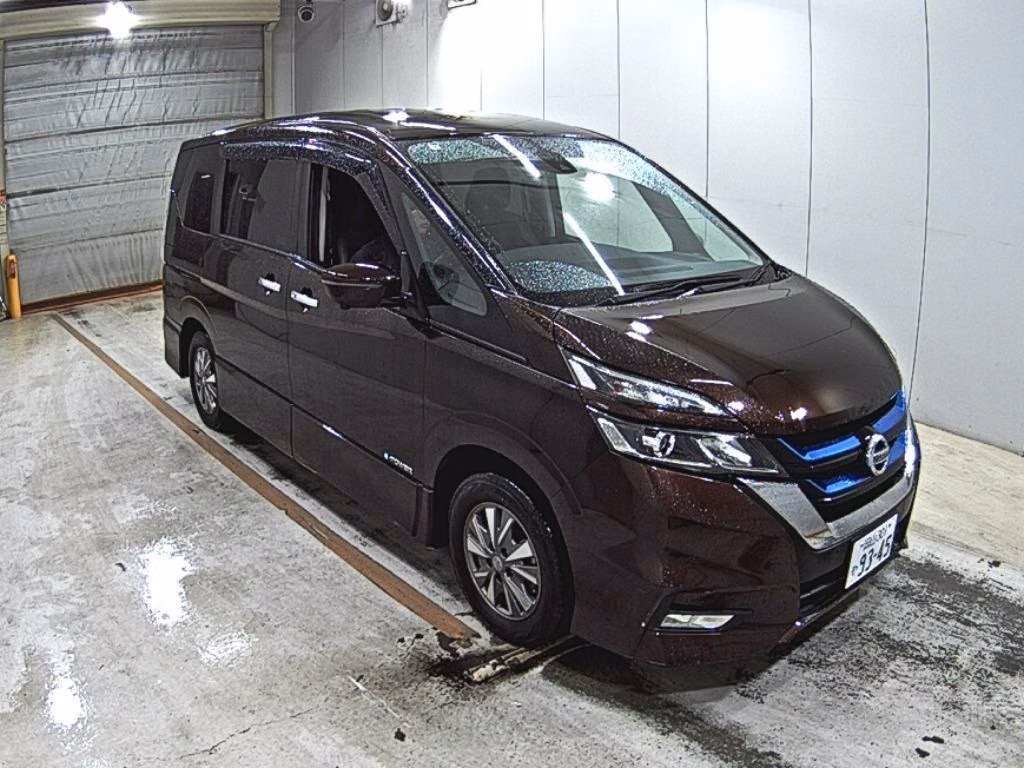 NISSAN SERENA