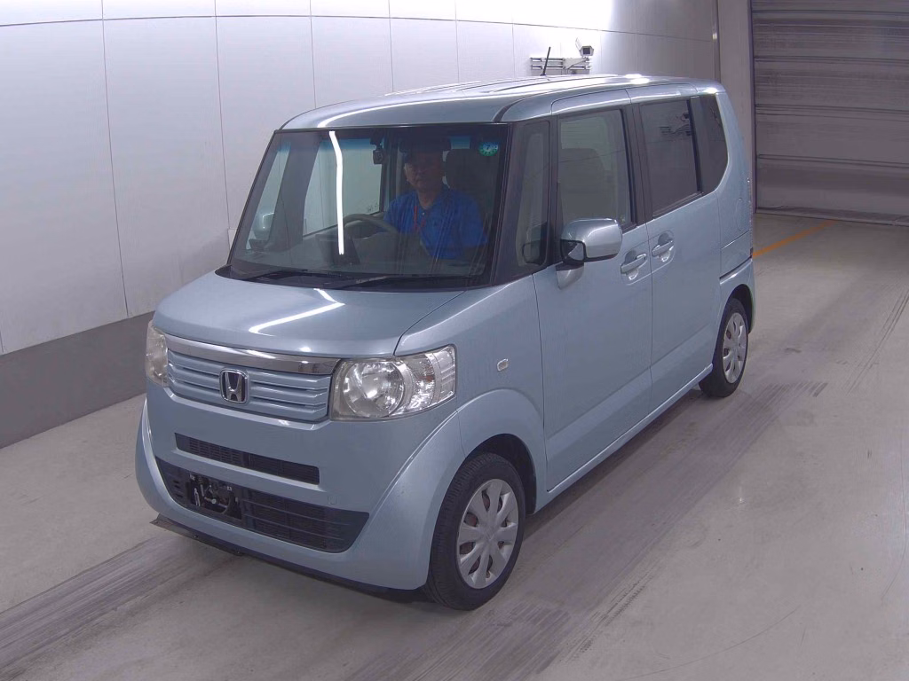 HONDA N-BOX+