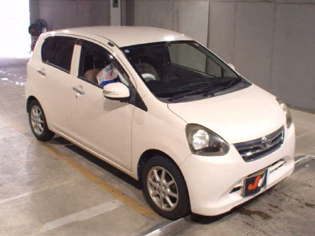 TOYOTA PIXIS EPOCH