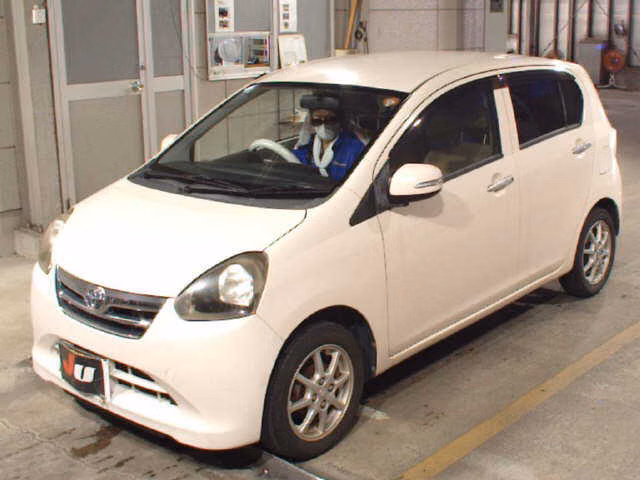 TOYOTA PIXIS EPOCH