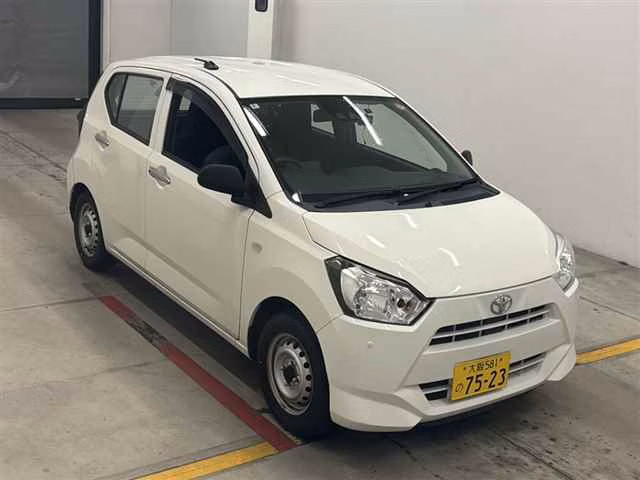 TOYOTA PIXIS EPOCH