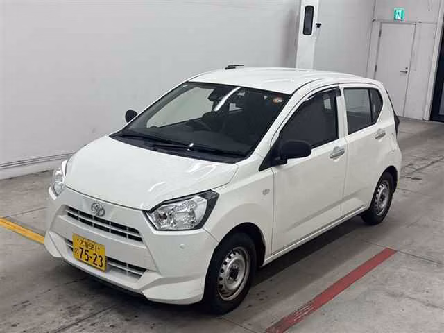 TOYOTA PIXIS EPOCH