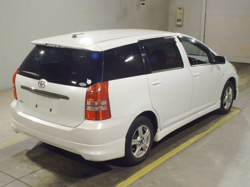TOYOTA WISH
