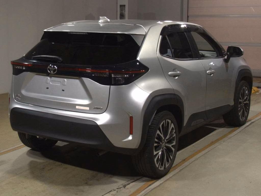 TOYOTA YARIS CROSS