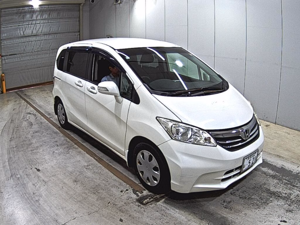HONDA FREED