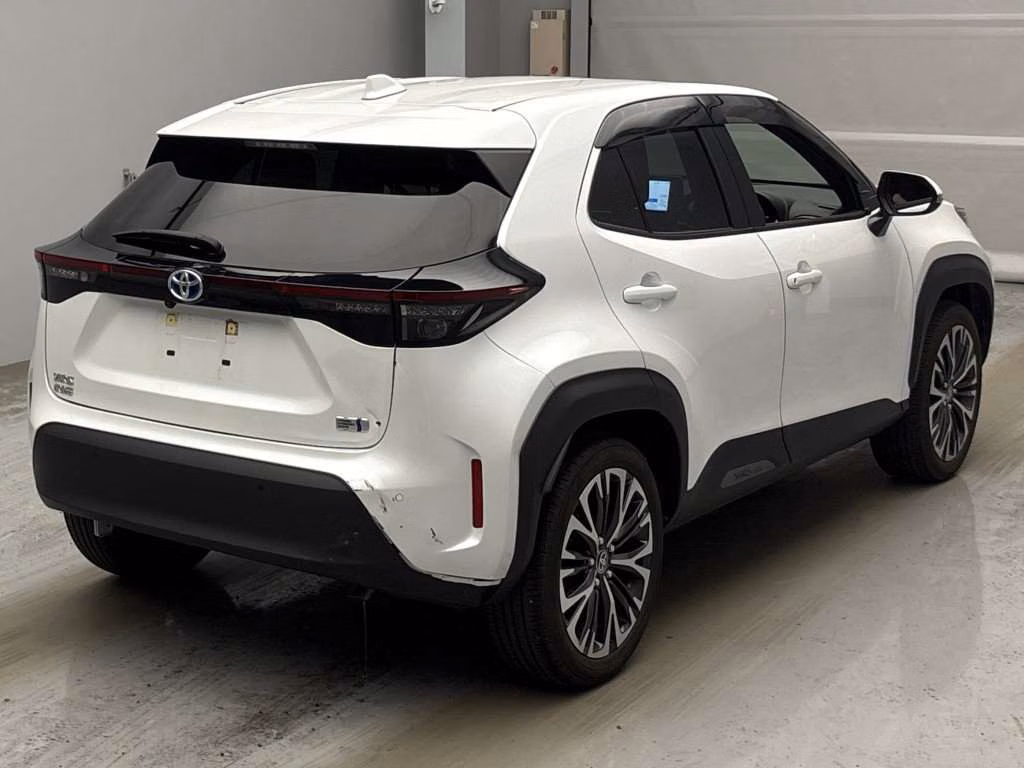 TOYOTA YARIS CROSS