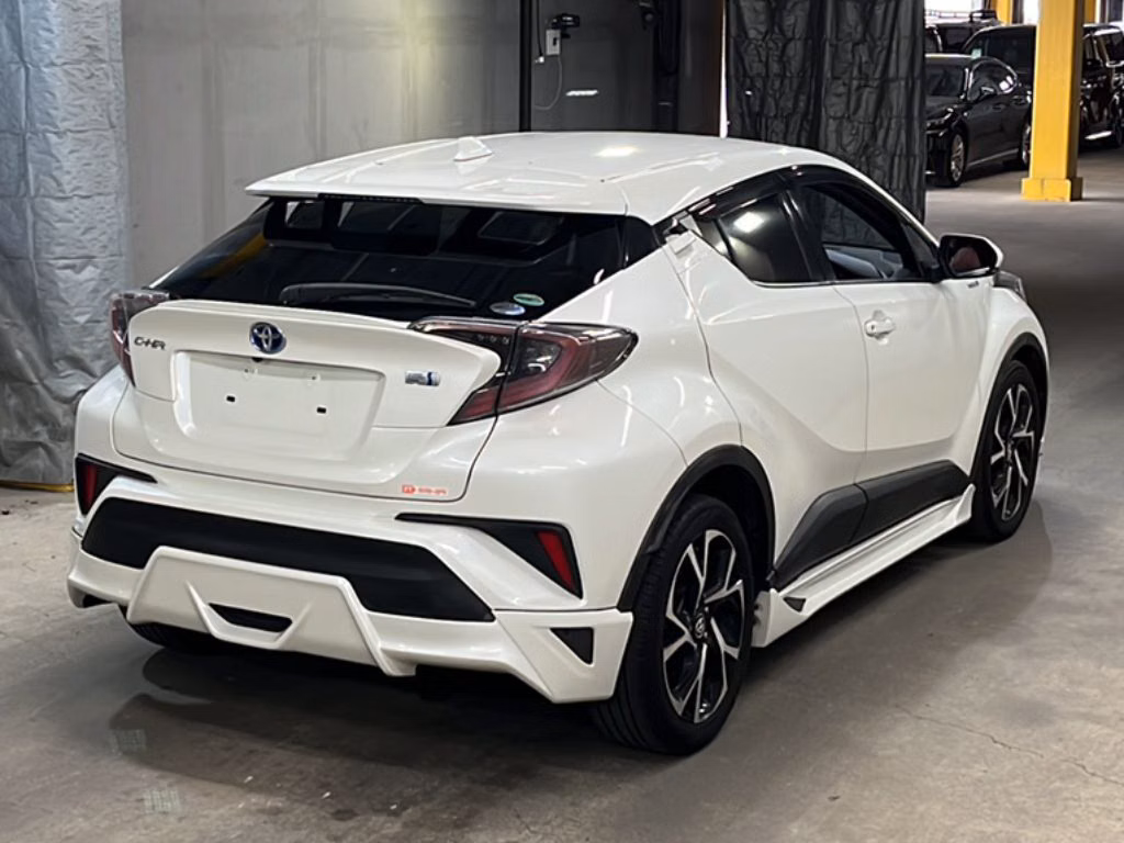 TOYOTA C-HR