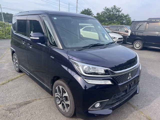 MITSUBISHI DELICA D:2