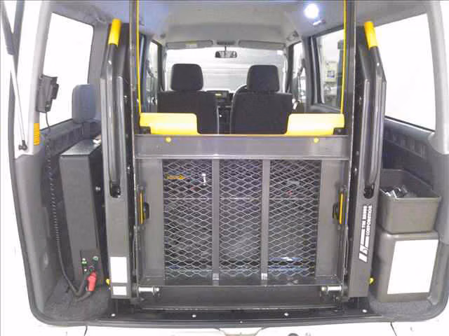 MITSUBISHI TOWN BOX