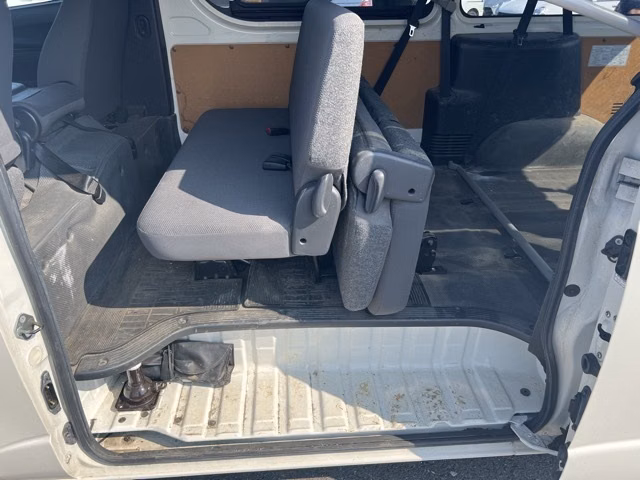 TOYOTA REGIUS ACE