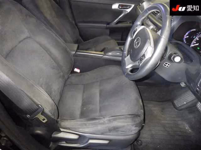 LEXUS CT200H