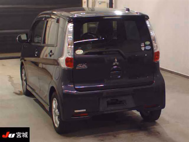 MITSUBISHI EK CUSTOM