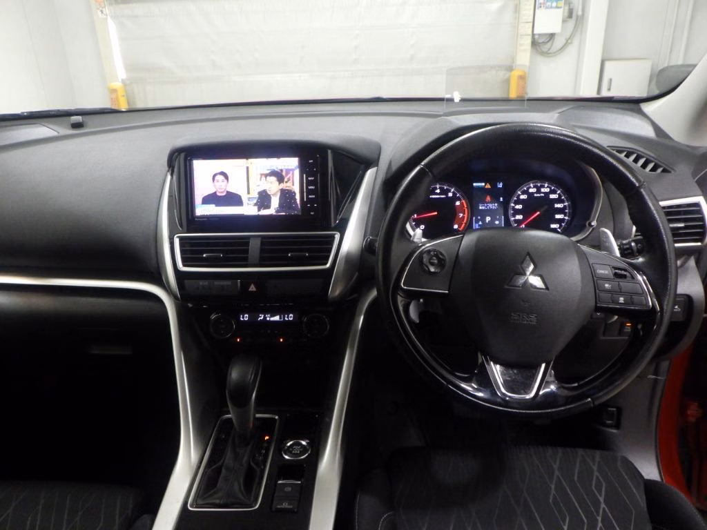 MITSUBISHI ECLIPSE CROSS