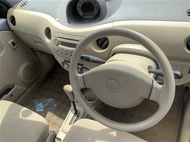 DAIHATSU ESSE