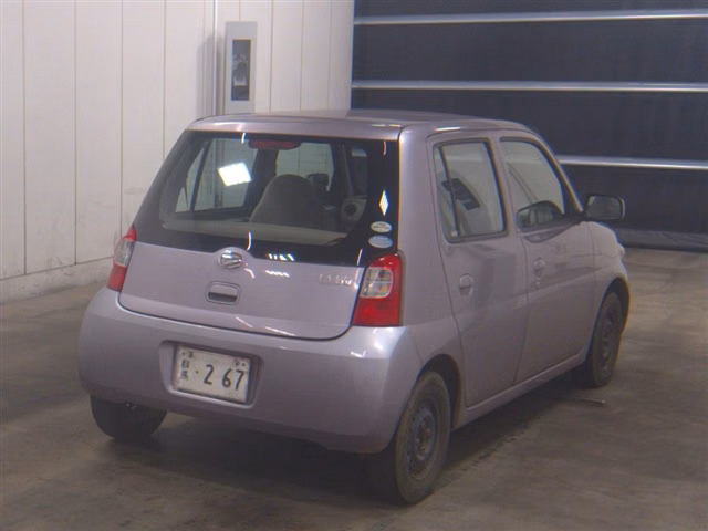 DAIHATSU ESSE