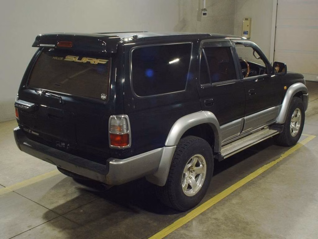 TOYOTA HILUX SURF