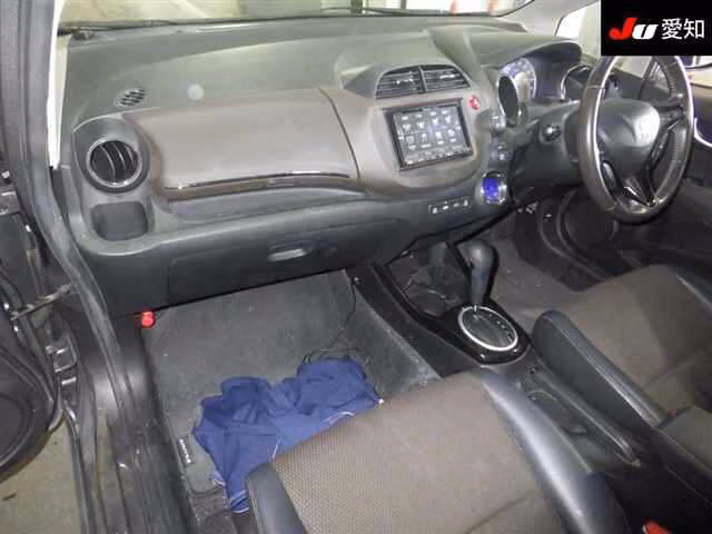 HONDA FIT SHUTTLE