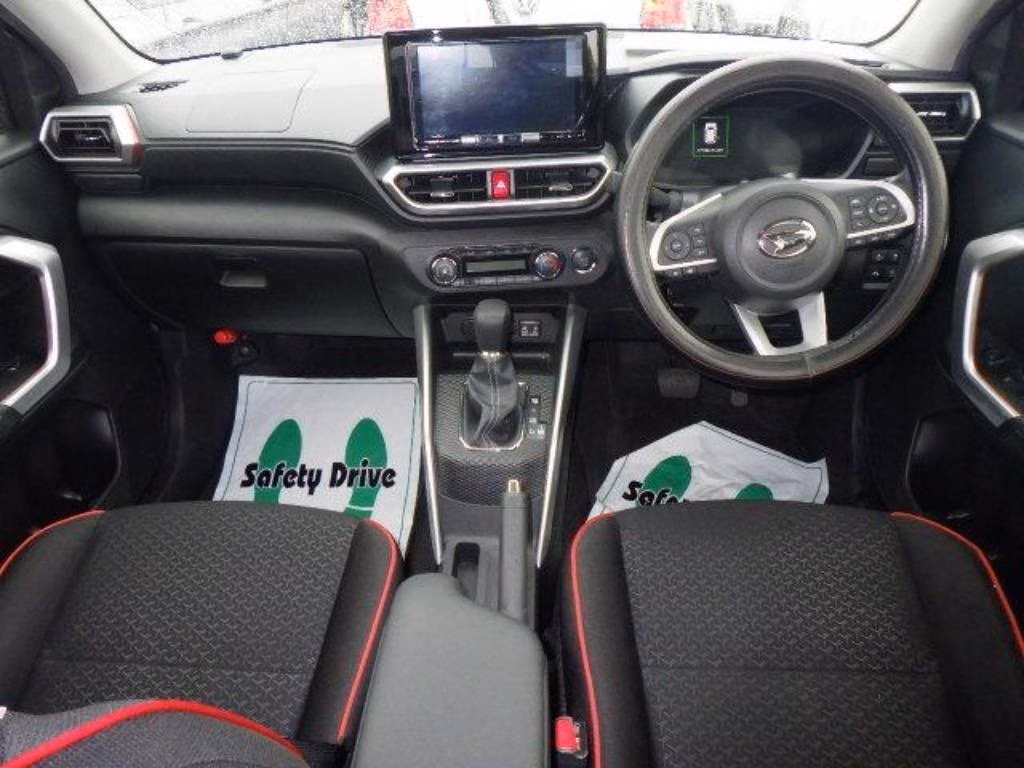 DAIHATSU ROCKY