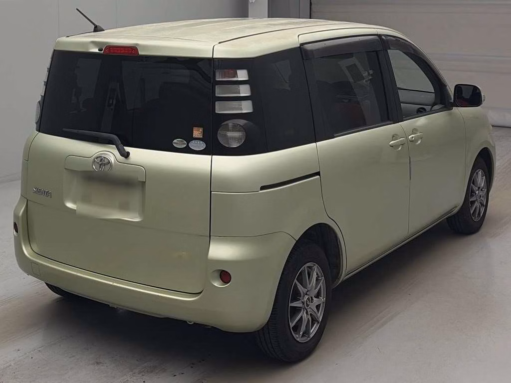 TOYOTA SIENTA