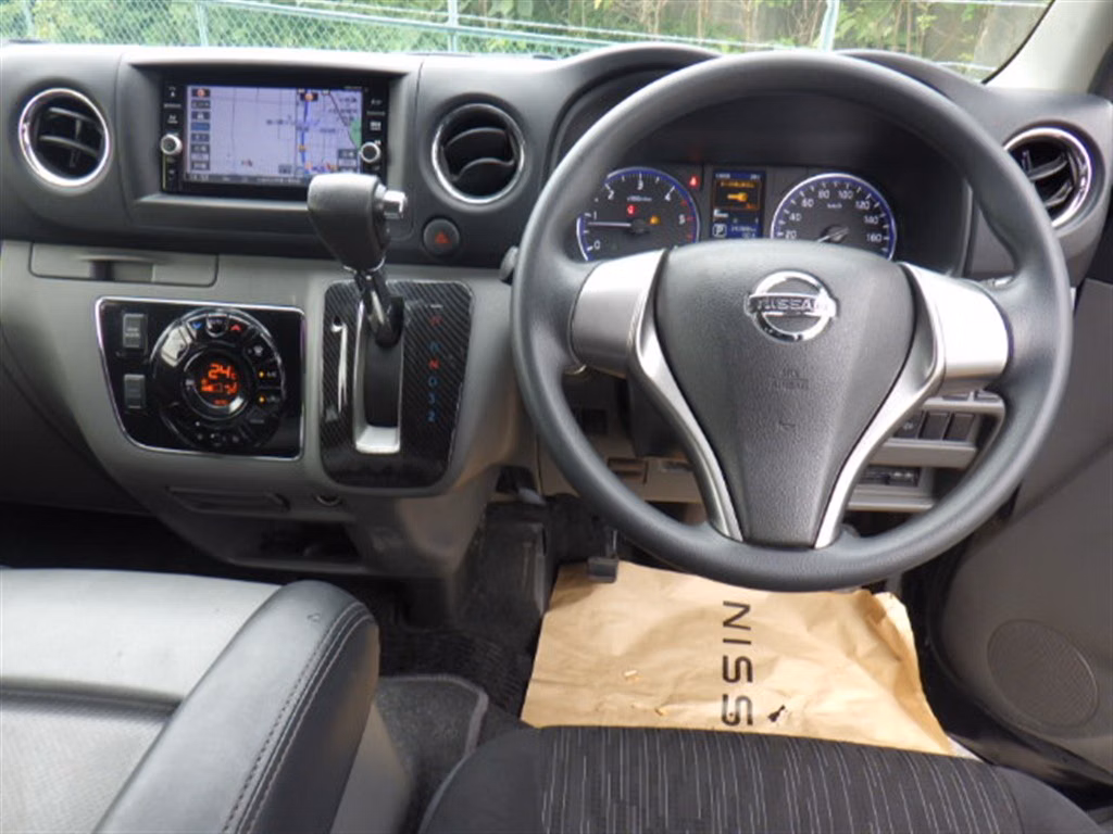 NISSAN NV350 CARAVAN