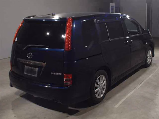 TOYOTA ISIS