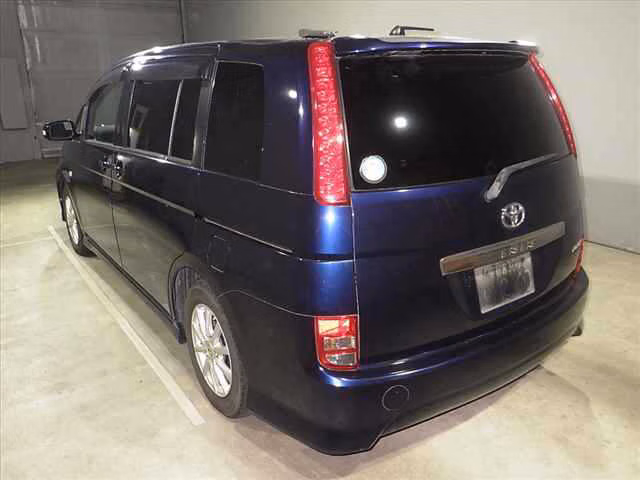 TOYOTA ISIS
