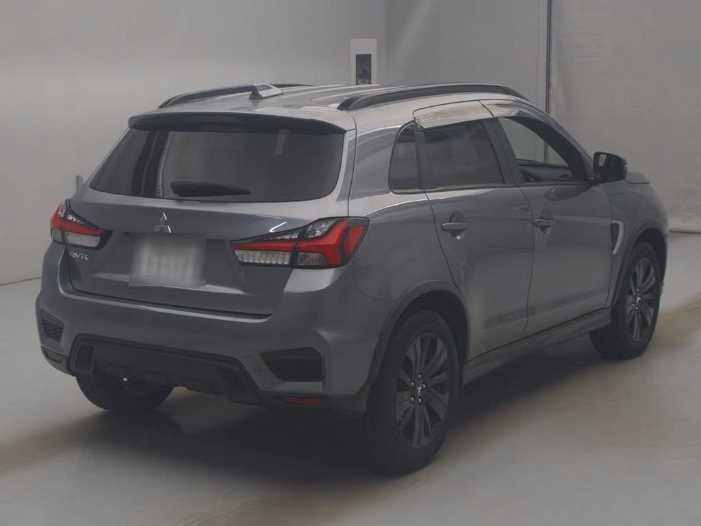 MITSUBISHI RVR