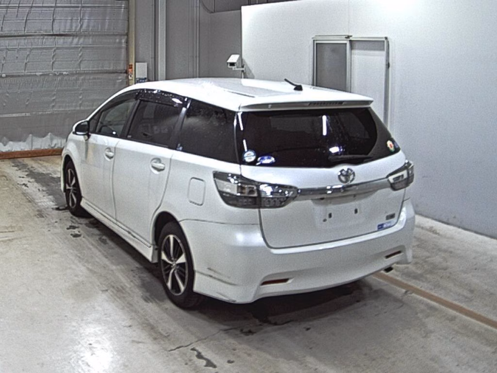 TOYOTA WISH